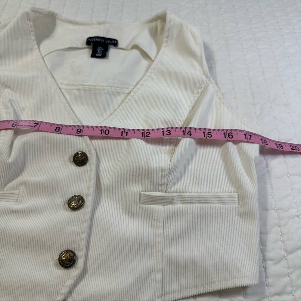 Sincerely Jules Ivory Buttoned Down casual Vest - Picture 8 of 8